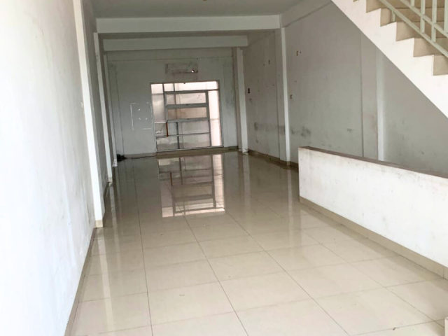 3 Floors Shophouse for Rent in Tangerang Selatan