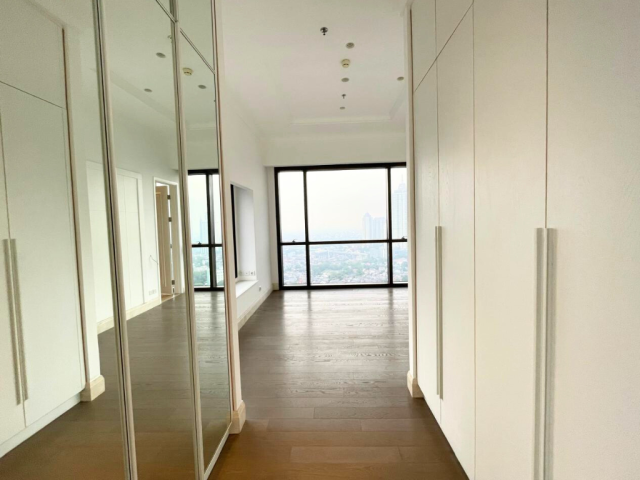 1Park Avenue Tower Hamilton Lantai Atas