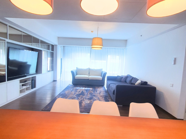 Verde One Tower North Lantai 8