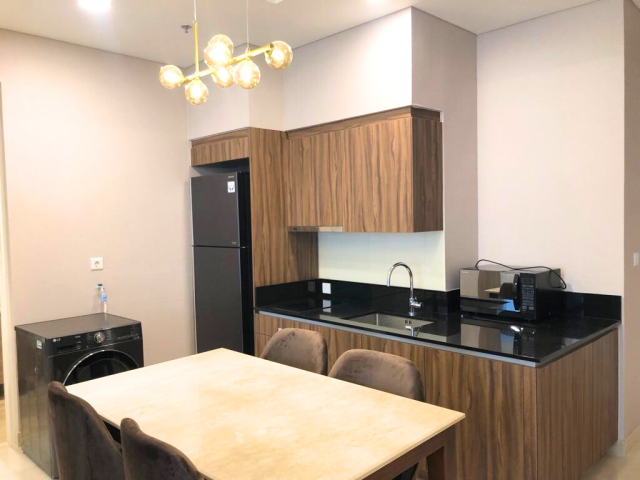 57 Promenade Tower City Lantai Tengah