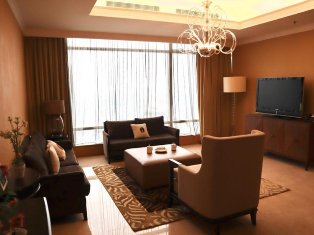 Kempinski Residence Lantai Tengah