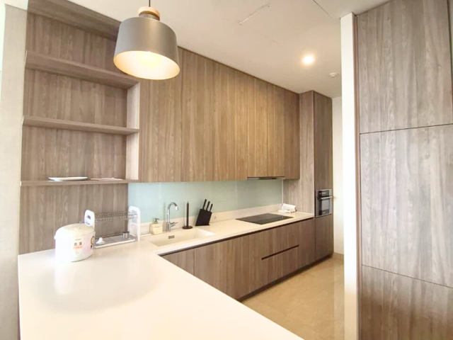 Pakubuwono Spring Tower Applewood Lantai Tengah