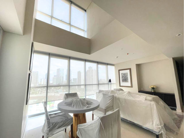 Ciputra World 2 Tower The Residence Lantai Tengah
