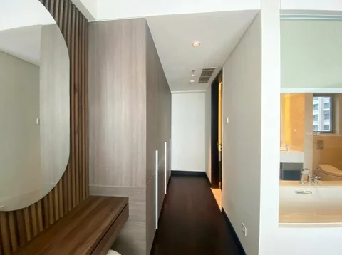 Casa Domaine Tower 2 Lantai Atas