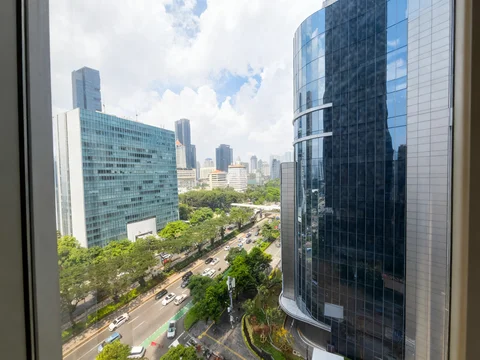 Sudirman Suites Lantai Bawah