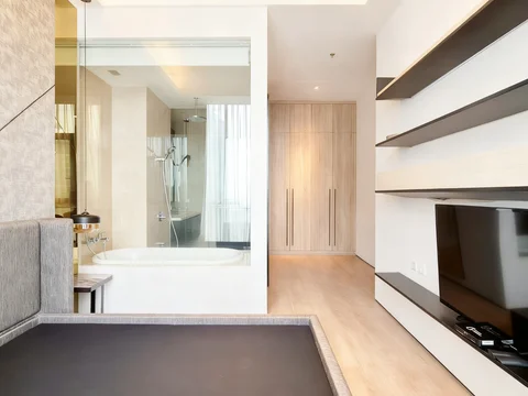 Lavie All Suites Tower Porte Lantai Tengah