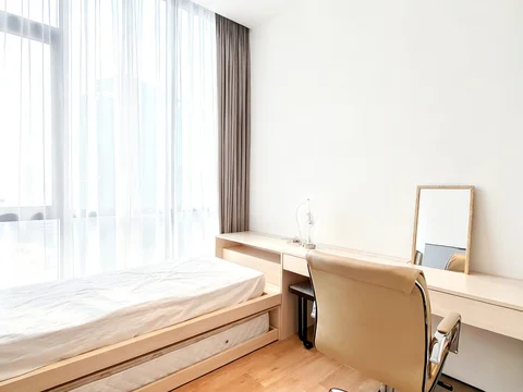 Lavie All Suites Tower Porte Lantai Tengah