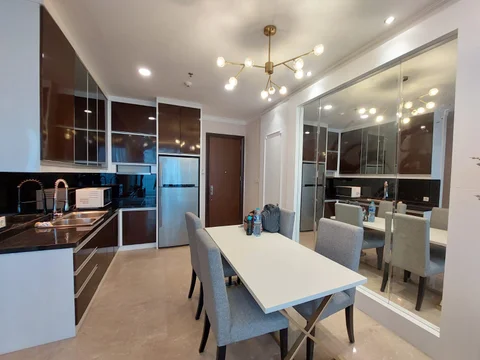 Residence 8 Senopati Tower 2 Lantai Tengah