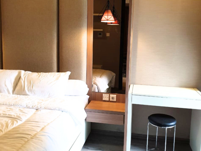 Sudirman Suite Lantai Tengah