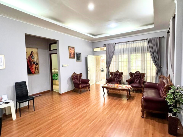 Rumah Dijual Jl. Dempo Kebayoran Baru 3 Kamar