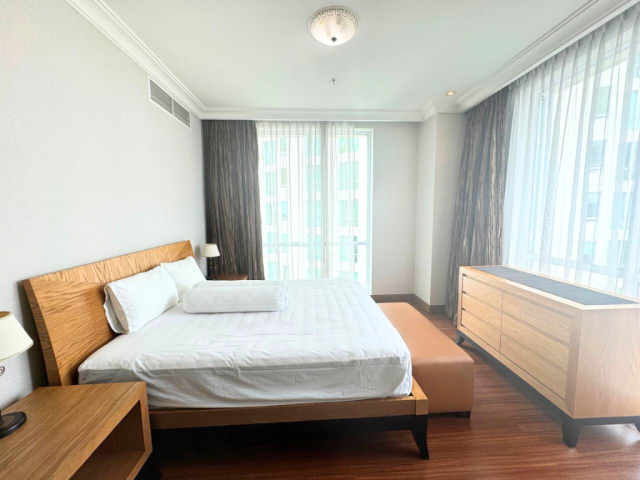Pakubuwono View Tower Redwood Lantai Atas