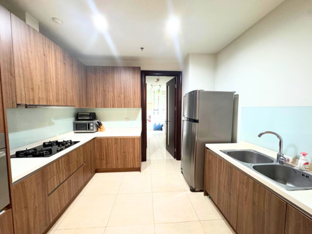 Pakubuwono View Tower Redwood Lantai Tengah