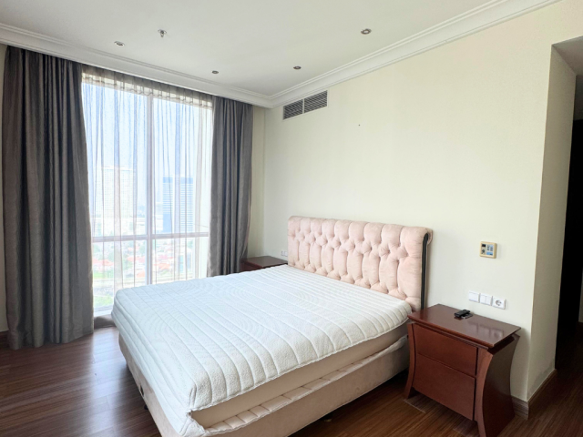 Pakubuwono View Tower Redwood Lantai Atas