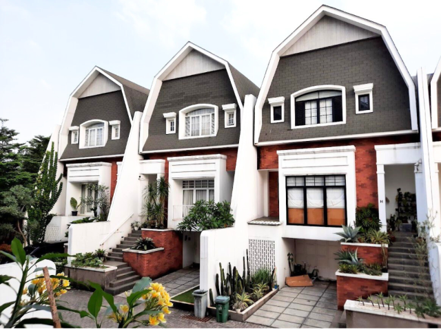 Rumah Disewakan Belmont Residence 4 Kamar