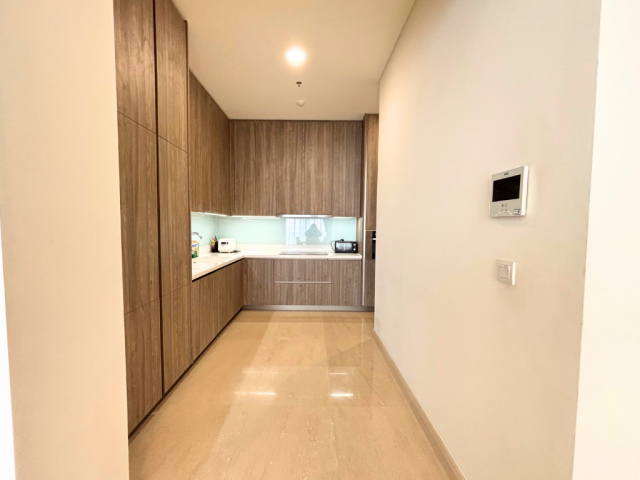 Pakubuwono Spring Tower Applewood Lantai Atas