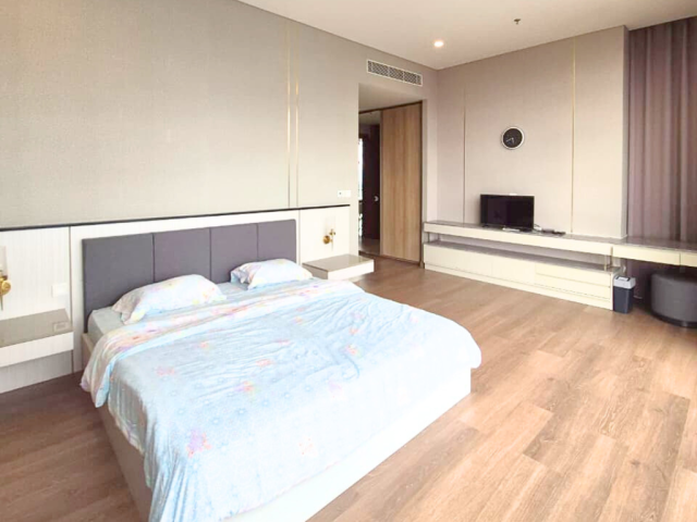 Pakubuwono Spring Tower Applewood Lantai Tengah