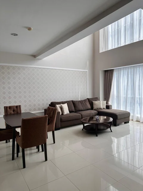 Gandaria Heights Tower B Lantai Tengah