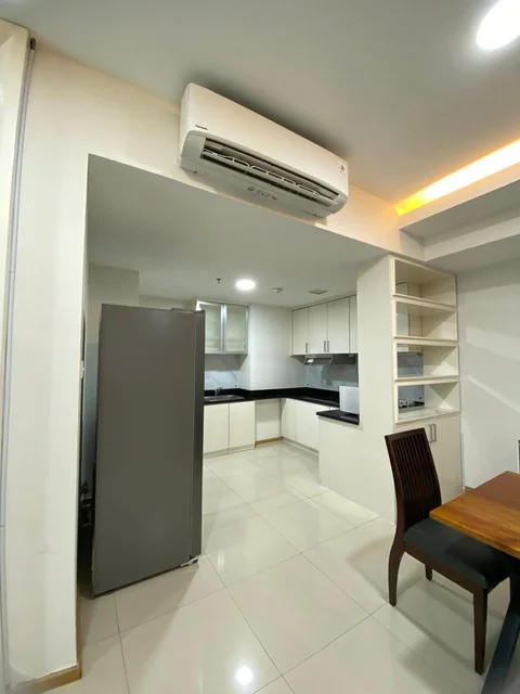 Gandaria Heights Tower B Lantai Tengah