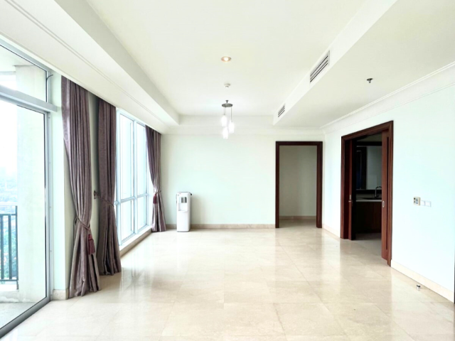 Pakubuwono View Tower Lacewood Lantai Sedang