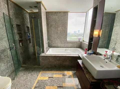 Tower 1 Low Floor