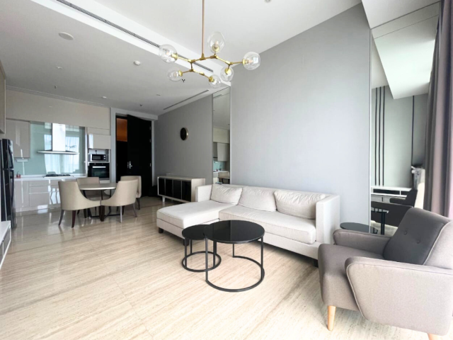 LaVie All Suites Tower Porte Lantai Tengah