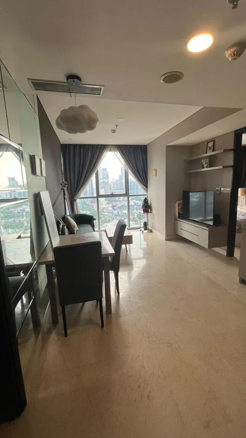 Ciputra World 2 Tower Orchard Lantai Tinggi
