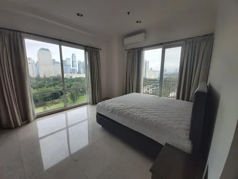Senayan Residence Tower 1 Lantai Tengah
