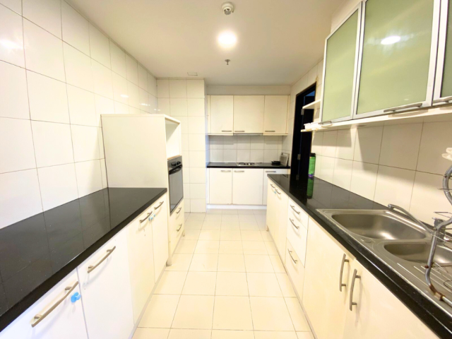 Somerset Berlian Tower North Lantai Tengah