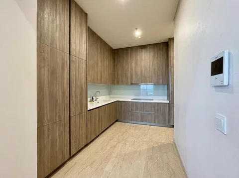 Pakubuwono Spring Tower Applewood Lantai Atas