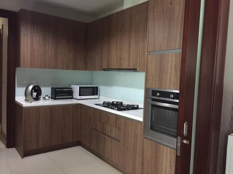 Pakubuwono View Tower Redwood Lantai Sedang