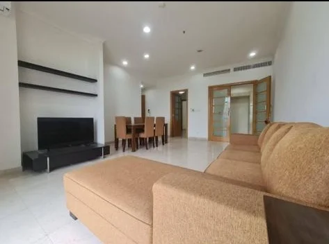 Senayan Residence Tower 1 Lantai Tengah