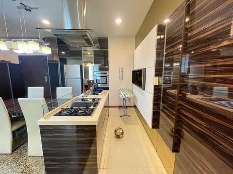 Gandaria Heights Tower A Lantai Atas