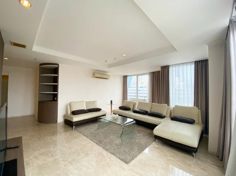 FX Residence Lantai Atas