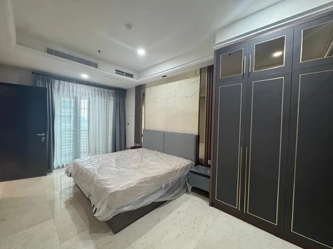 Senayan Residence Tower 2 Lantai Tengah