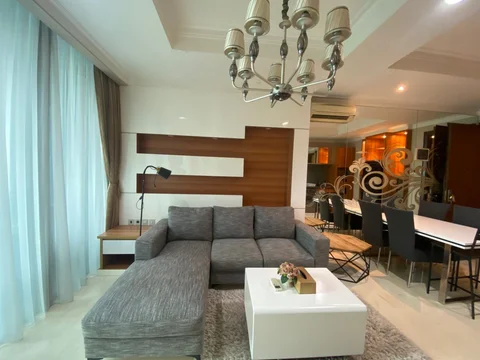 Residence 8 Senopati Tower 3 Lantai Tengah