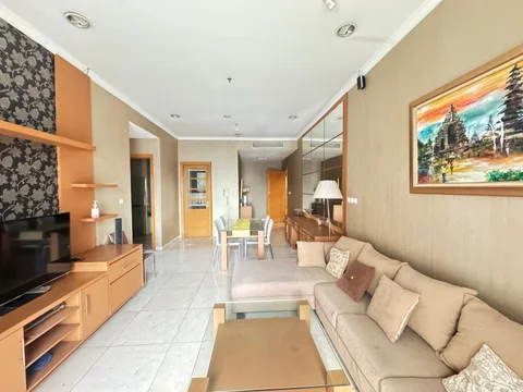 Senayan Residence Tower 1 Lantai Tengah