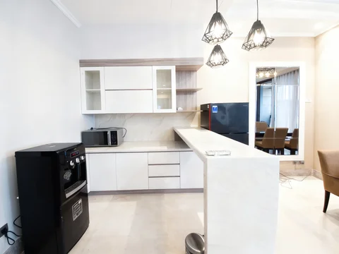 District 8 SCBD Tower Infinity High Floor