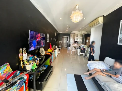 Gandaria Heights Tower B Lantai Tengah