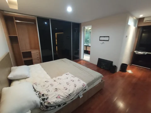 Citylofts Sudirman Lantai Sedang