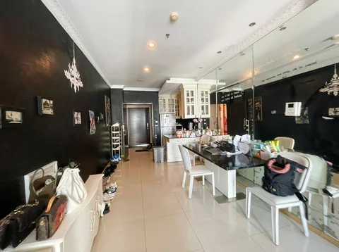 Gandaria Heights Tower B Lantai Tengah