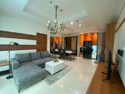 Residence 8 Senopati Tower 3 Lantai Tengah