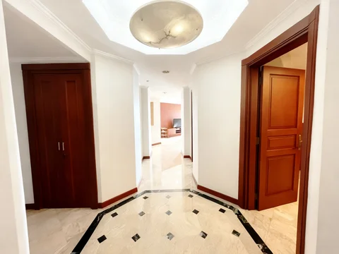 Bukit Golf Pondok Indah Tower B Lantai Rendah