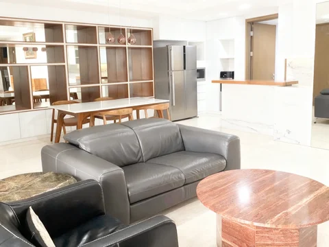 1 Park Avenue Tower King Lantai Rendah
