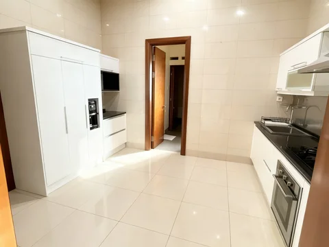 Senayan City Residence Lantai Tinggi