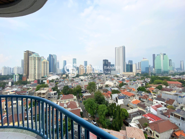 Park Royale Tower 3 Lantai 12