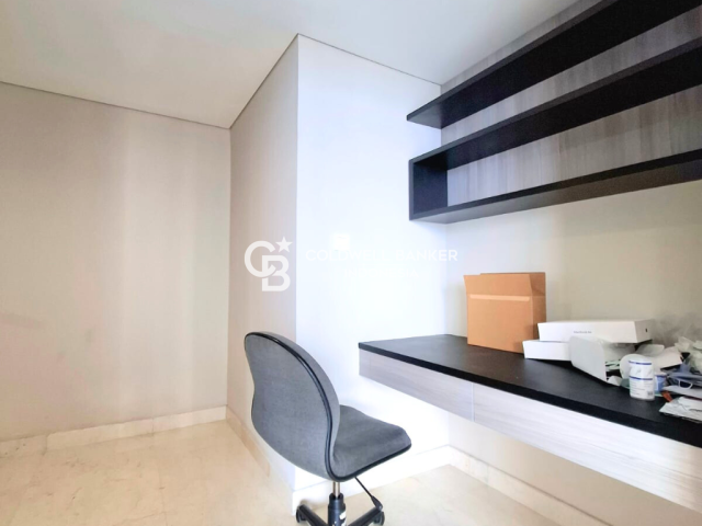 Ciputra World 2 Tower The Residence Lantai 20