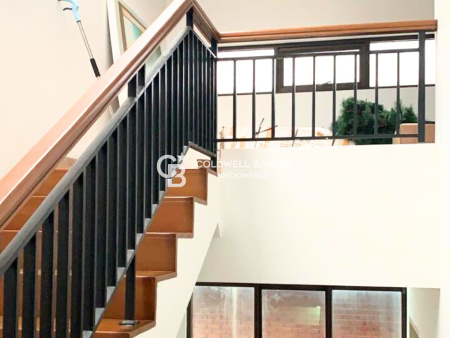 Rumah Dijual Tulodong Kebayoran Baru 5 Kamar